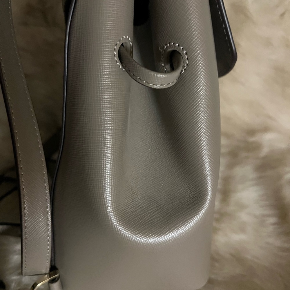 ⭐️NWOT⭐️Kate Spade Taupe Leather Backpack ~ Med - Picture 12 of 14